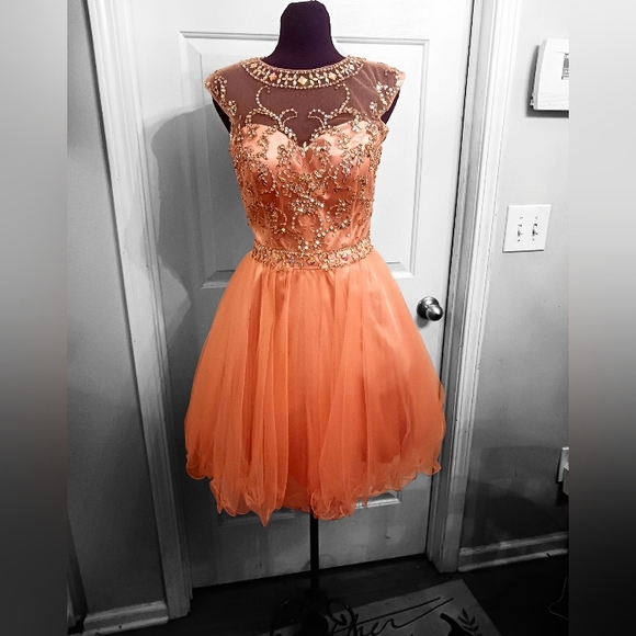 Peach Rhinestone Beaded Ruffled Cocktail Dress/ Prom/Formal Size 10 by May Queen - Picture 2 of 6